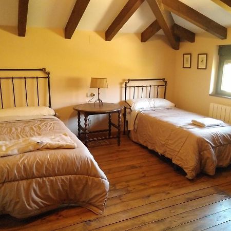 La Cirujana De Gredos Villa San Esteban Del Valle Eksteriør billede
